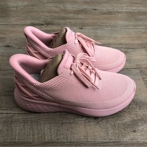 NWOT Kizik Athens Hands-free shoes - women’s size 7.5 - pink lemonade